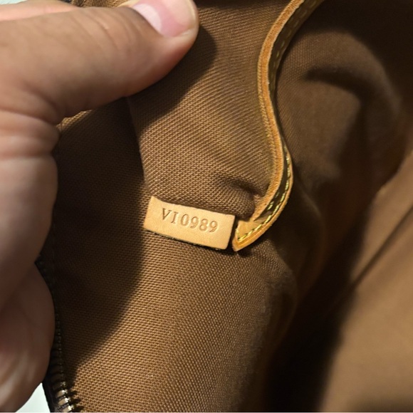 Louis Vuitton Alma Pm - Picture 3 of 7